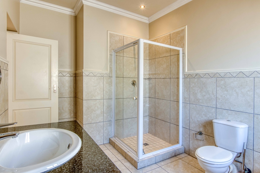 3 Bedroom Property for Sale in Bakkershoogte Western Cape